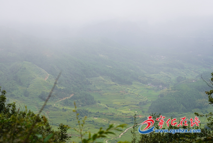 宁化河龙乡：福建嶂上观梯田美景 项目建设促文旅开发