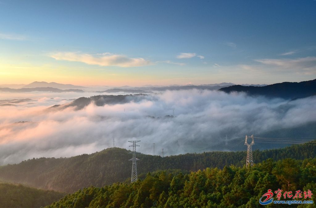 南山雾景如仙境界